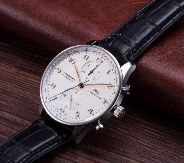 With the simple and elegant design, this IWC is suitable for formal occasion.