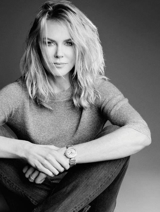 Nicole Kidman wears the fancy fake Omega watch.