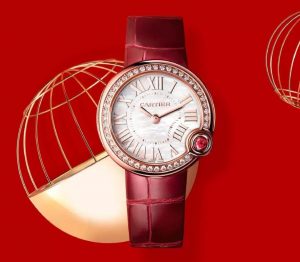 The white dial fake watch has ruby.
