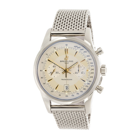 The stainless steel replica watch is waterproof.